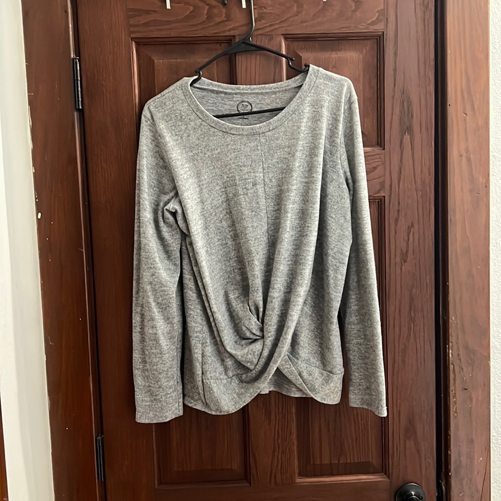 Knot Hem Long Sleeve